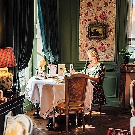 Chateau De Picheny 호텔 Montlevon