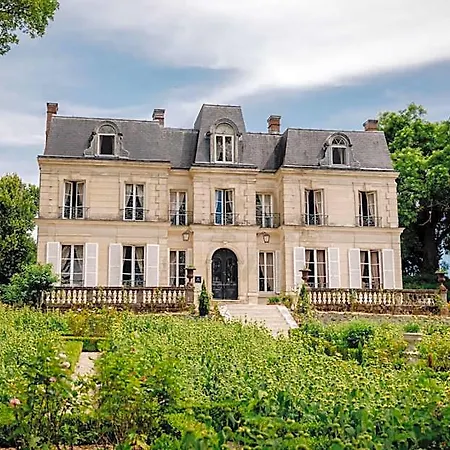 Chateau De Picheny 3* Montlevon