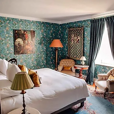 Chateau De Picheny 3* Montlevon